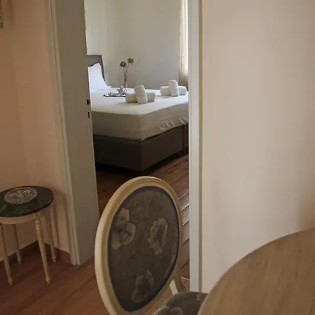 Elpida Downtown Garden - Historic Home, Chania Center Villa