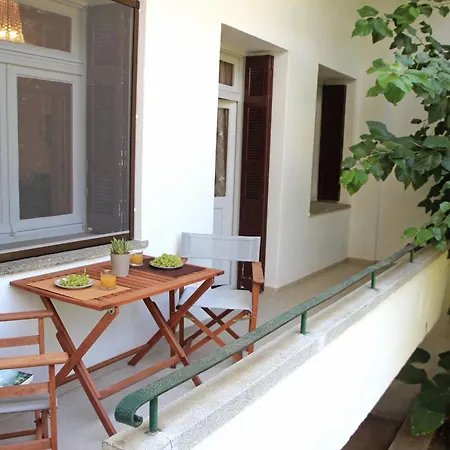 Elpida Downtown Garden - Historic Home, Chania Center *