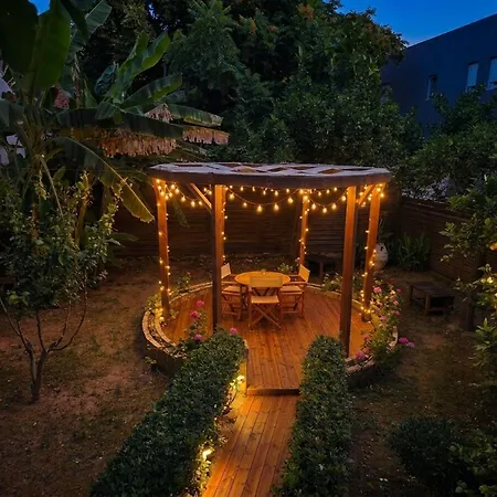 Villa Elpida Downtown Garden - Historic Home, Chania Center *
