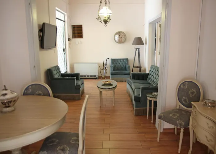 Gardens Downtown Center Chania Elpida Вілла Ханья (Крит)