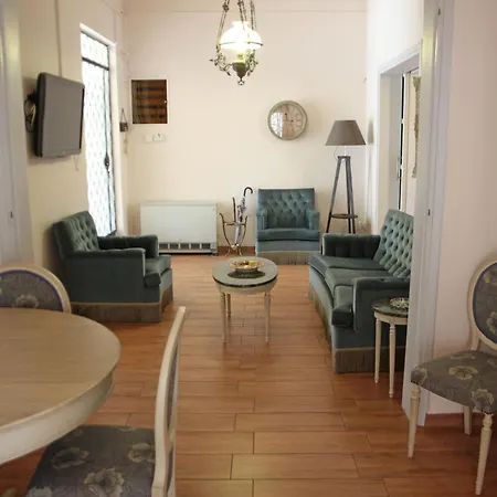 Elpida Downtown Garden - Historic Home, Chania Center Villa La Canea