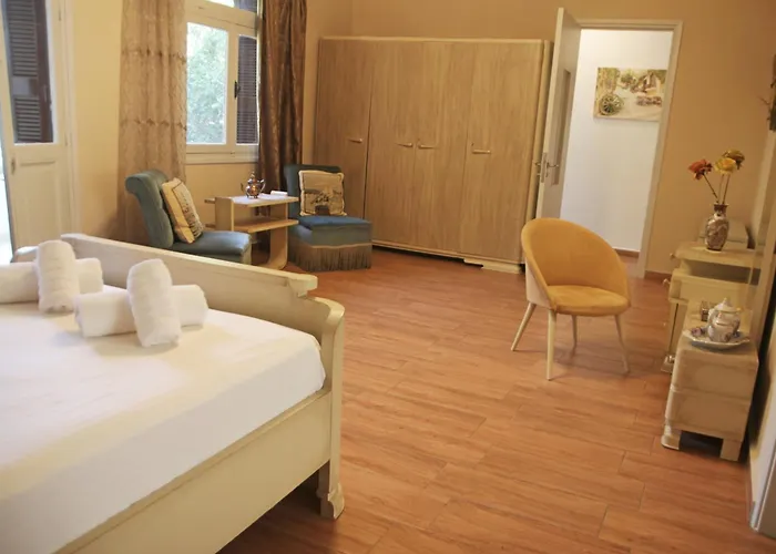 Gardens Downtown Center Chania Elpida Вілла